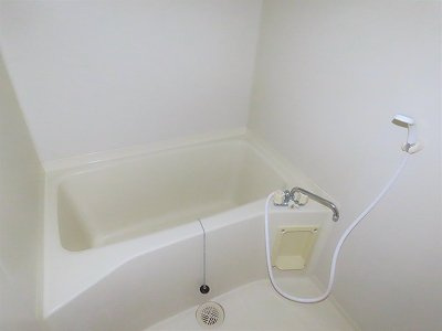 レオパレスファーストステージＦの浴室|お風呂、トイレは完全別です