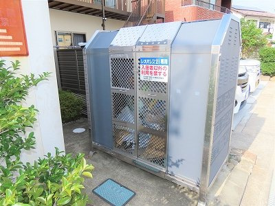 レオパレスフォレストのその他|敷地内にゴミ庫が設置されておりゴミ捨てに便利です