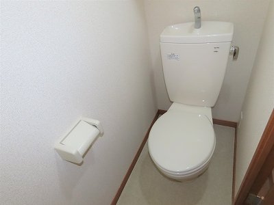 レオパレスフォレストのその他|お風呂、トイレは完全別です