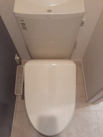 アイランドヒルズ神栖Ⅲのトイレ|コンパクトで使いやすいトイレです