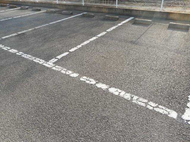アクアの駐車場|駐車スペースもあります
