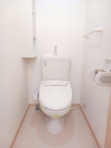 シャルロット　Ⅰのトイレ|ゆったりとした空間のトイレです