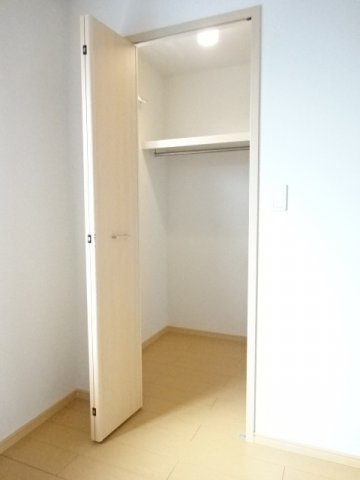 アヴニールⅦの収納|小物を収納するのに便利です