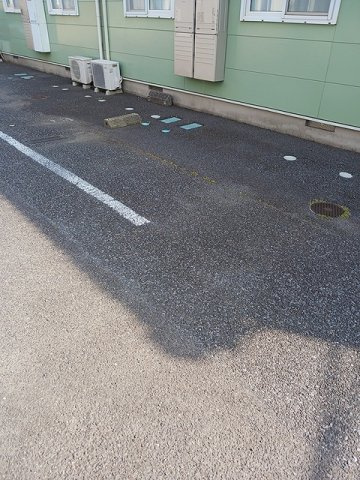 フォンテーヌ・Ⅲの駐車場|駐車場完備です