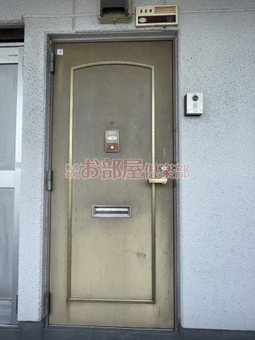 コーポラスKの玄関|明るい玄関です