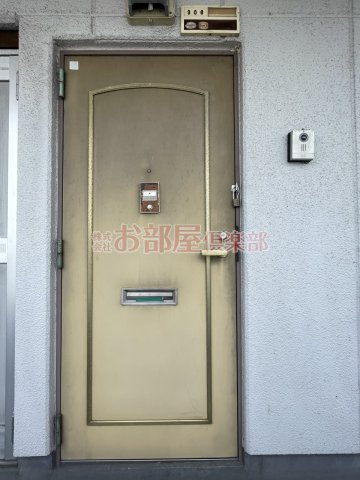 コーポラスKの玄関|明るい玄関です