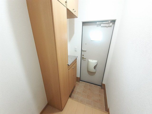 ファミーユⅠの玄関