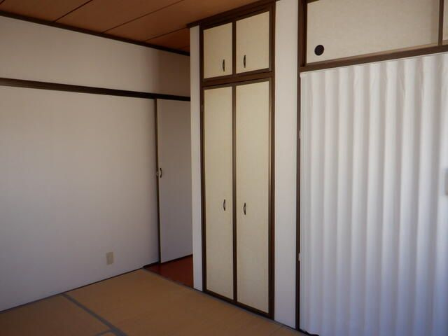 エヴァンス上鶴間Ｂ棟の収納