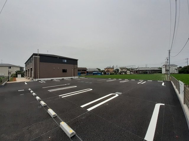 セレストの駐車場