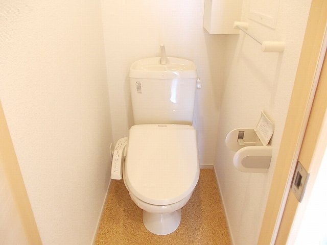 ルートサイドヴィラⅡのトイレ
