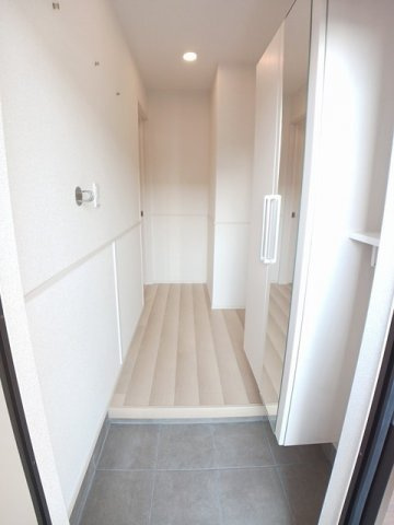 カーサ　シトラス仏生山Ⅳの玄関