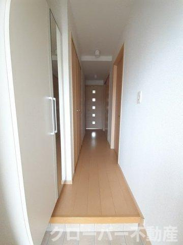 コンフォート・ヒラオの玄関