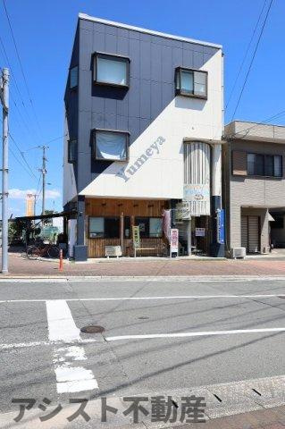 糸田町店舗付きビル