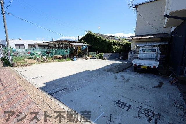 糸田町店舗付きビルの外観