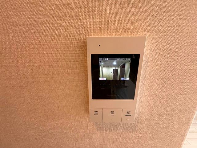 セラヴィ箱崎の内装|カメラ付インターホン