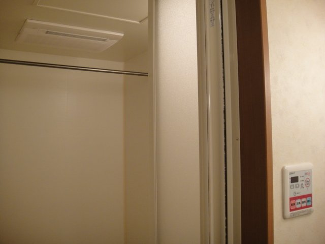 グランエストのその他|浴室乾燥機