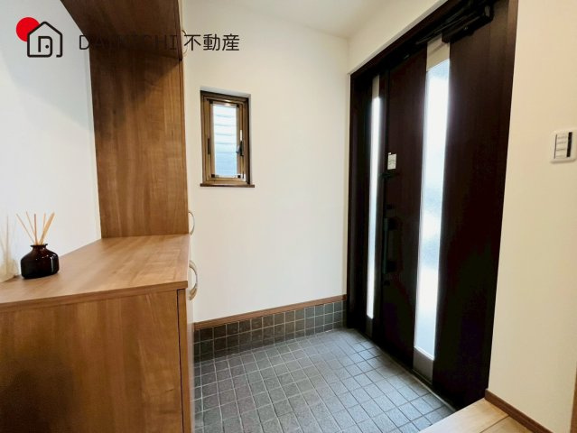 【玄関】 | 川越市的場　中古戸建