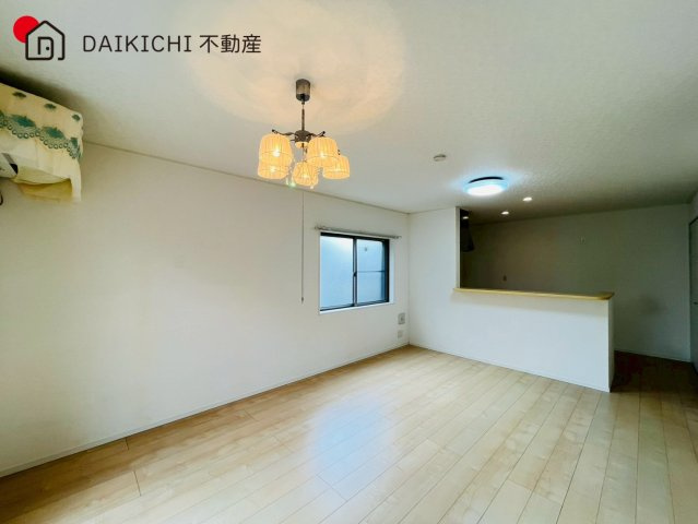 【居間・リビング】 | 川越市藤間　中古戸建