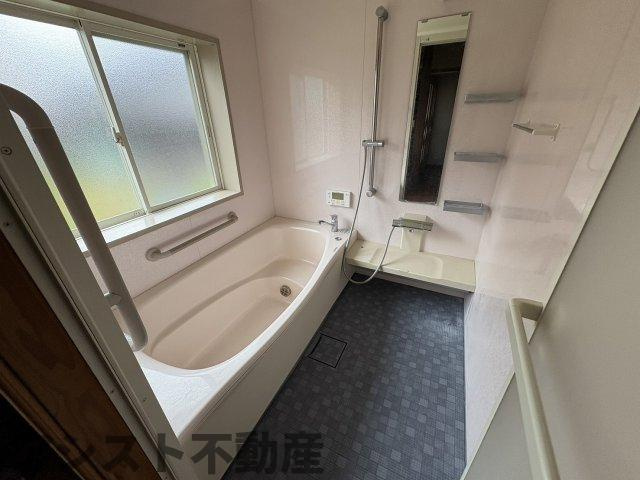 榎津売戸建ての浴室