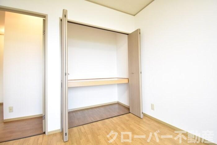 サニーコーポ A棟の収納|物入（北洋室）