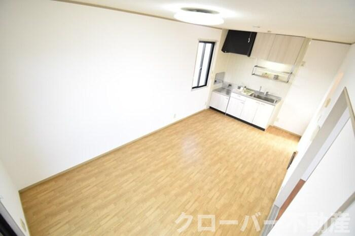サニーコーポ A棟の居間・リビング|ＤＫ９帖