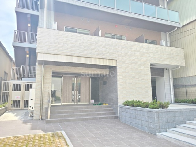 アルファコート浮間２のエントランス|建物入り口になります☆