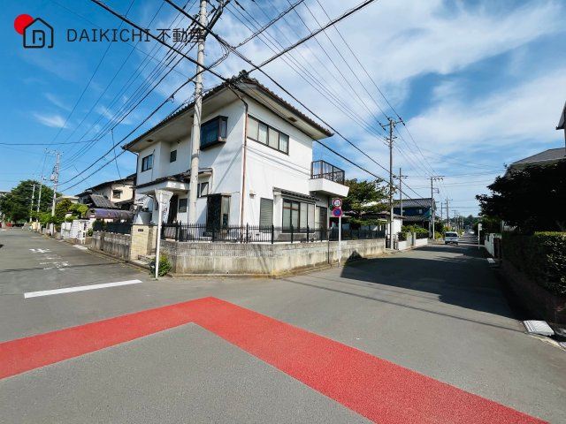 【前面道路含む現地写真】 | 川越市川鶴3丁目　中古戸建
