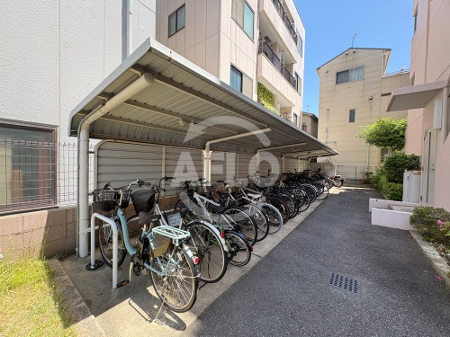 コンフォール平野のその他共用部分|コンフォール平野　自転車置き場