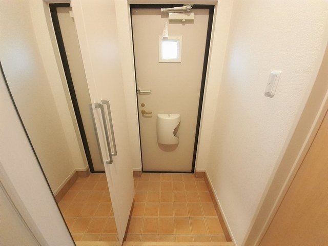 グラースⅡの玄関|落ち着いた玄関です