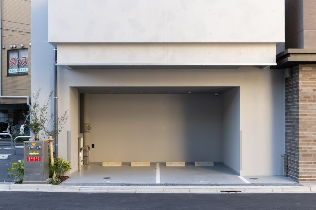 プラウドフラット西日暮里の駐車場|駐車場完備です