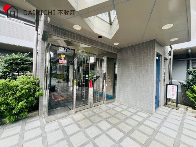 【エントランス】 | アーベイン川越南大塚キッズプレース