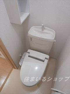 花水木　一番館のトイレ|シャワートイレ