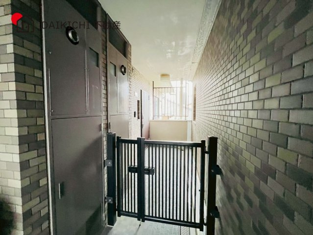 【玄関】 | レクセル本川越