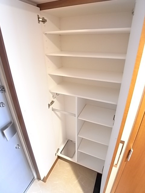 パシフィックレジデンス神戸八幡通の収納