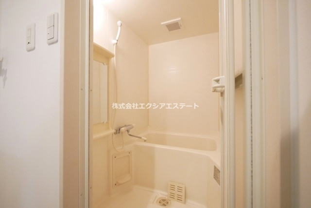 SQUAREの浴室