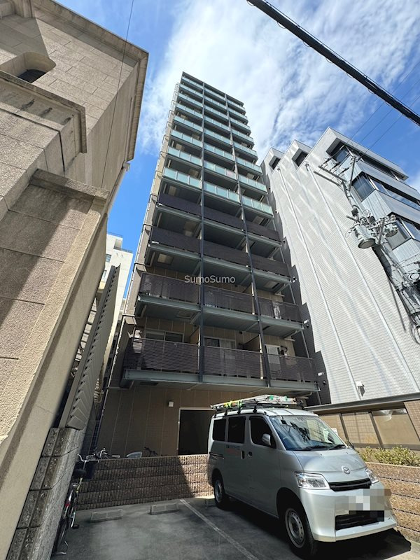 アーバンフラッツ心斎橋 (旧 La Douceur心斎橋)の外観