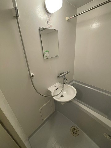 レオパレス九番町の洗面所