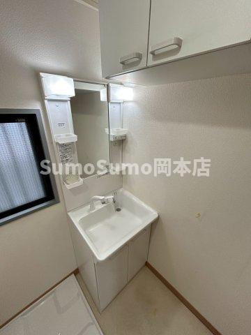 ハーモニーコート東町の洗面所|忙しい朝には欠かせない洗面所です