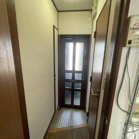 高陽ハイツの玄関