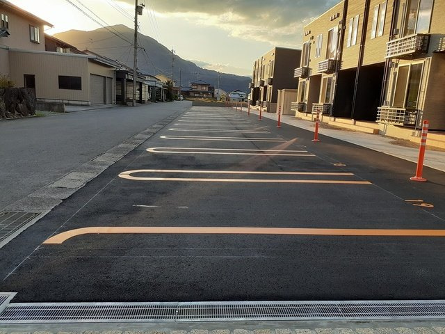 兆　Ⅱの駐車場