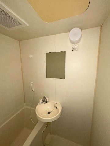 マイルドコート27の独立洗面台|独立洗面台です