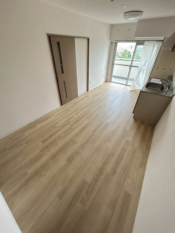 ＵＲＫＯＢＥ・岡本4号棟の内装