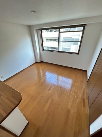 シャンテ本山の寝室