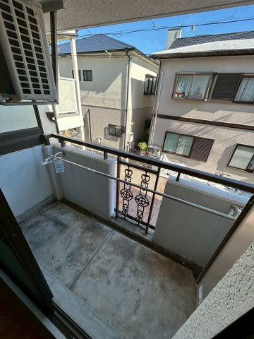 リアライズ摂津本山のバルコニー