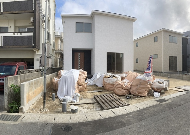 リーブルガーデン　与那原町与那原　４号棟
