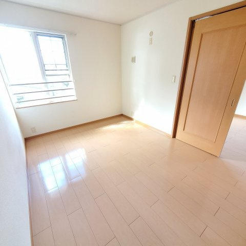 熊本市東区御領５丁目のアパートの洋室