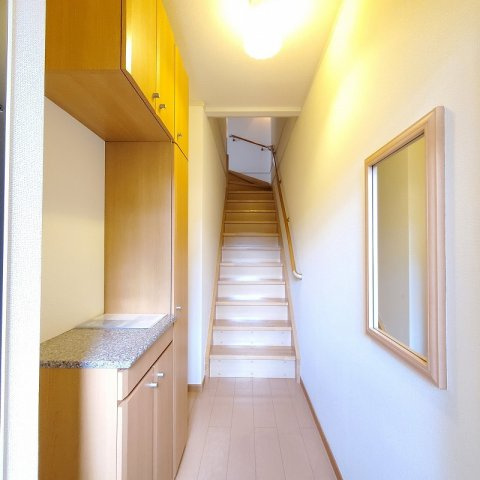 熊本市東区御領５丁目のアパートの玄関