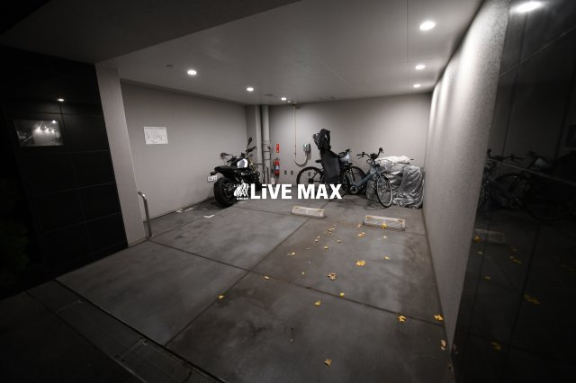 【駐車場】クレイシア秋葉原ラグゼスウィート