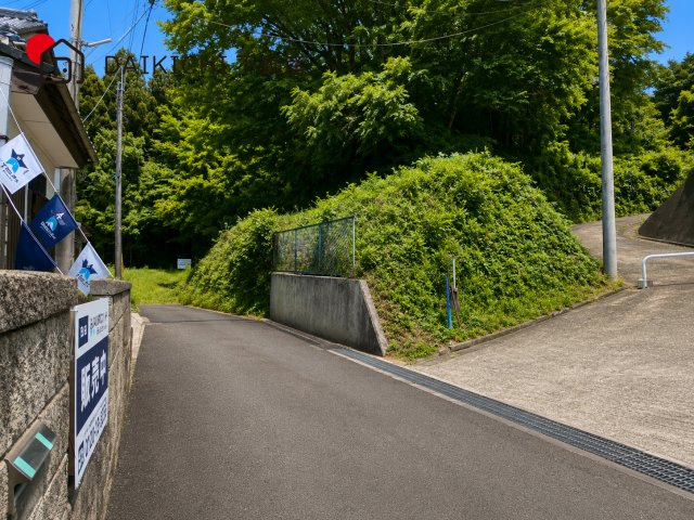 【前面道路含む現地写真】 | 毛呂山町小田谷　中古戸建