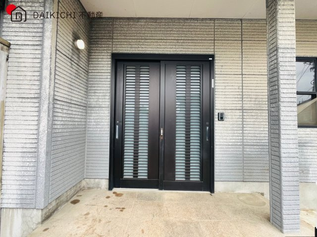 【玄関】 | 毛呂山町岩井西4丁目　中古戸建